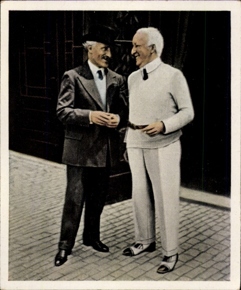 Collector's picture The post-war period No. 152 Aug. 1930 Siegfried Wagner, conductor Toscanini, Festival Hall