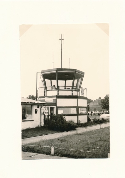 Photo Hamburg Nord Fuhlsbüttel, airport, partial view, tower