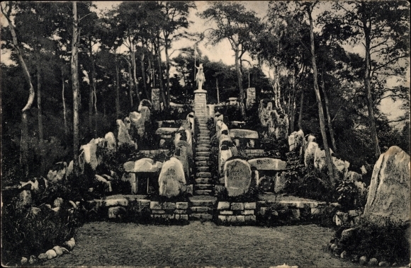 Ak Demmin in West-Pommeren, Uhlan-monument, Germaans complex