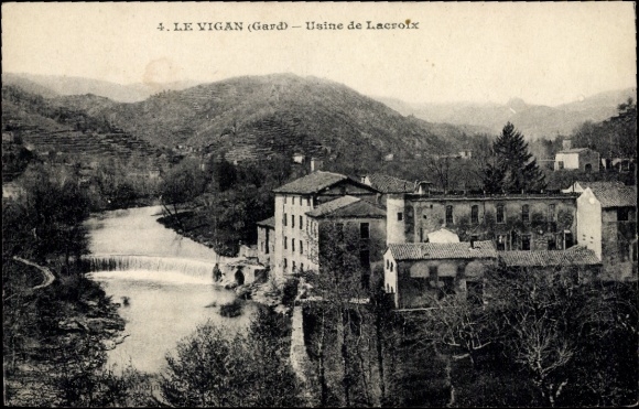 Postcard Le Vigan Gard, Usine de Lacroix, river landscape, mountain slopes