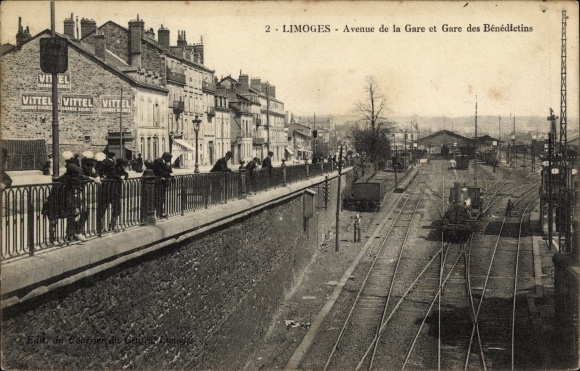 Postcard Limoges Haute Vienne, Avenue de la Gare and Gare des Bénédictins