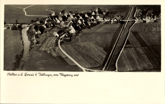 Postcard Tuttlingen an der Donau Württemberg, aerial view of Stetten ad Donau, many houses, fields