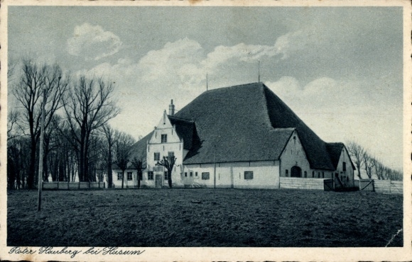 Ak Husum in Nordfriesland, Roter Hauberg, Bauernhaus, kahle Bäume, ländliche Umgebung