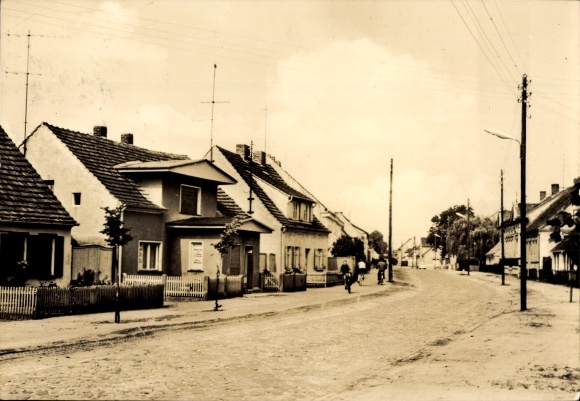Postcard Milow in Havelland, Friedensstraße