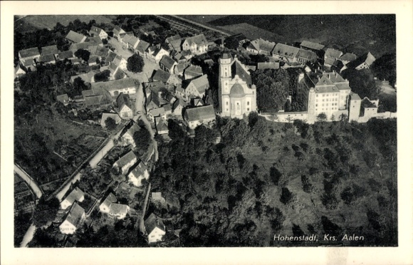 Postcard Aalen in the Ostalbkreis Württemberg, aerial view of Hohenstadt, church buildings, village landscape