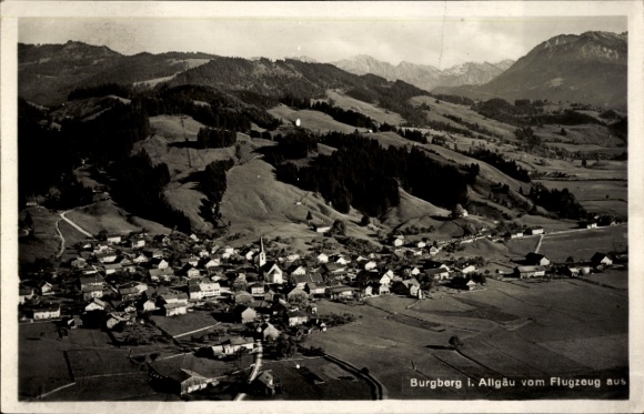 Ak Burgberg im Allgäu, Fliegeraufnahme