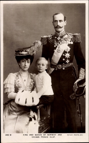 Ak König Haakon VII. von Norwegen, Königin Maud, Kronprinz Olav