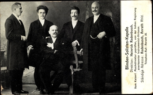Postcard blind soloists chapel, direction Heinrich Rodenbusch, group portrait