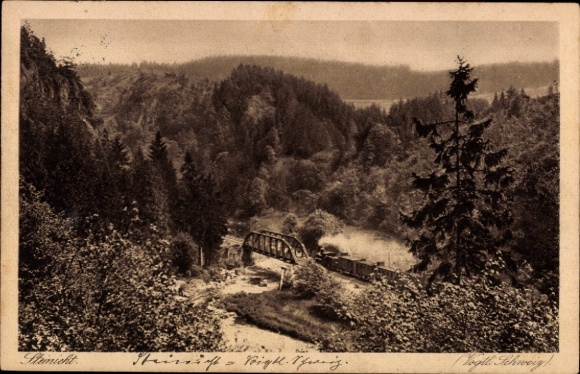 Ak Steinicht Cossengrün, Brücke mit Lokomotive, Wälder