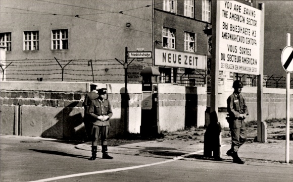 KP Berlin Friedrichshain, Checkpoint Friedrichstraße, sektor amerykański, żołnierze, mur