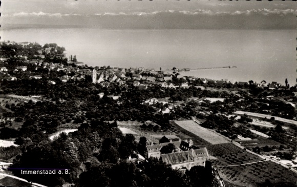 Ak Immenstaad am Bodensee, Landschaftsaufnahme, Immenstaad, Bodenseeregion, Hafen mit Bootsanlege