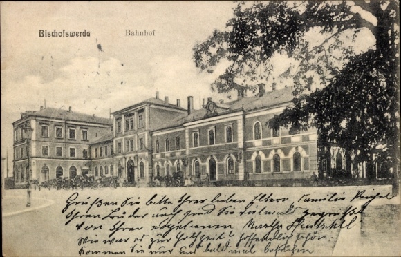 Ak Bischofswerda in Sachsen, Bahnhof Straßenseite