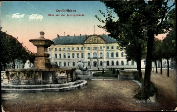 Postcard Zweibrücken in der Pfalz, view of the courthouse, fountain