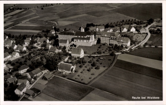 Postcard Reute Bad Waldsee in Upper Swabia Württemberg, aerial view of Reute, rural surroundings, residential area