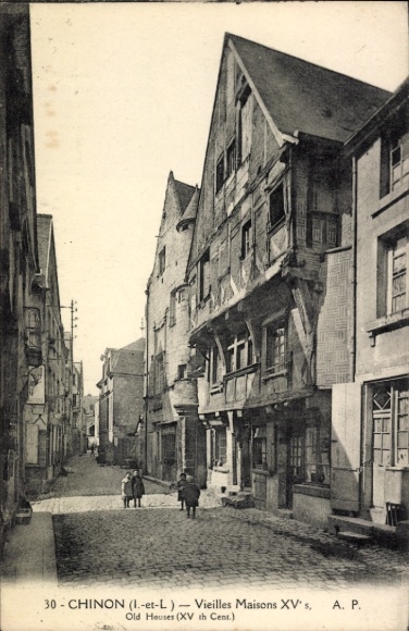 Ak Chinon Indre et Loire, Alte Häuser aus dem 15. Jahrhundert
