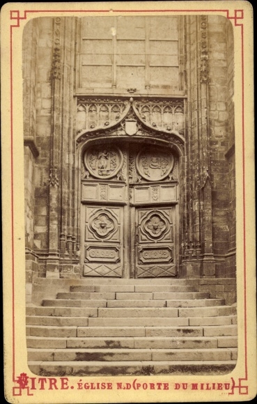 Photo Vitré Ille et Vilaine, church, portal