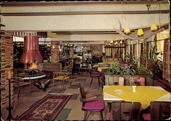 Postcard Oberhundem Kirchhundem Sauerland, Waldhaus Hirschgehege, interior view