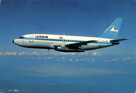 Ak Passagierflugzeug Luxair, Boeing 737-200, LX-LOH