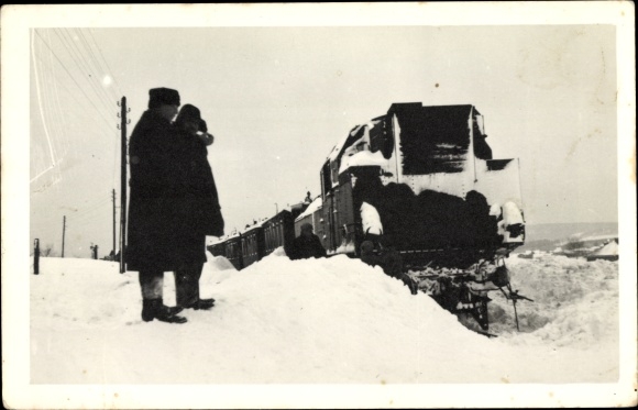 Photo Postcard Czech Railway snowed in on the line, before 1945