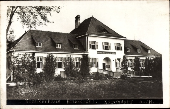 Photo Postcard Kirchdorf am Haunpolt Bruckmühl Oberbayern, hospital