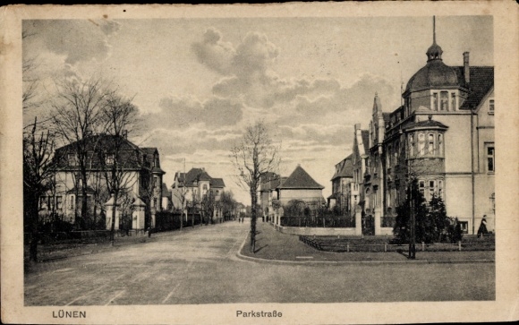 Postcard Lünen in Westphalia, Parkstrasse, villas