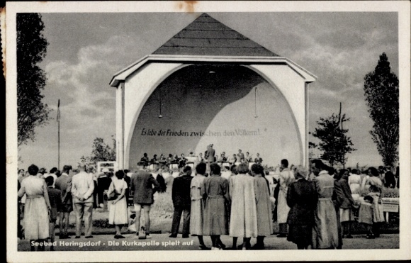 Postcard Ostseebad Heringsdorf on Usedom, the spa band plays, spectators