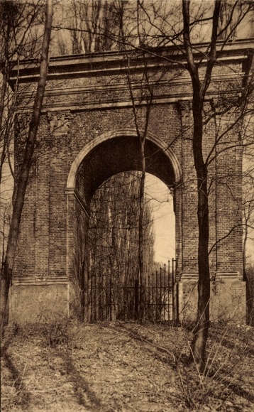 CPA Lennik Brabant flamand, Château de Gaasbeek, Arc de triomphe