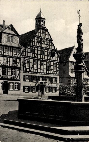 Postcard Butzbach in Taunus Hessen, town hall, market fountain