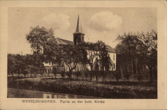 Postcard Wevelinghoven Grevenbroich in Westphalia, Catholic Church, trees, watercourse