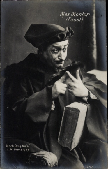 foto Ak-acteur Max Montor in Faust, portret, Schauspielhaus Hamburg