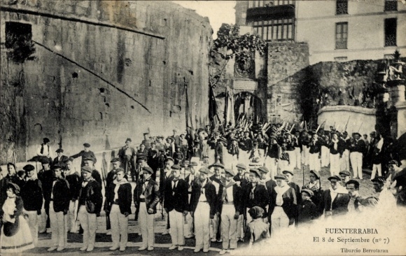 Postcard Fuenterrabia Basque Country, El 8 de Septiembre