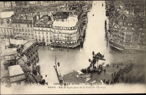 Ansichtkaart Paris XII, Rue de Lyon, prijs de la Tour de l&#39;Horloge, Crue de la Seine 1910