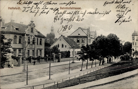 Ak Hettstedt im Südharz,  Bahnhofstraße,  Gebäude, Schriftzüge