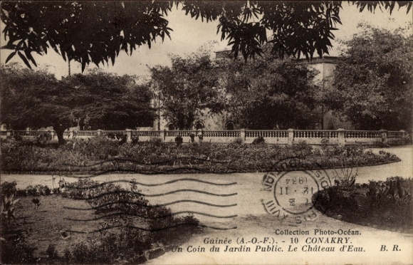 Ansichtkaart Conakry Guinea, uitzicht op de tuin, Le Château d'Eau, Collectie Photo-Océan