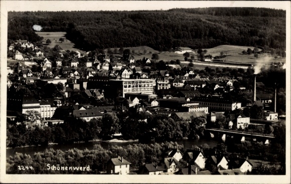KP Schönenwerd Canton Solothurn, widok z lotu ptaka na rzekę, budynki, drzewa, krajobraz