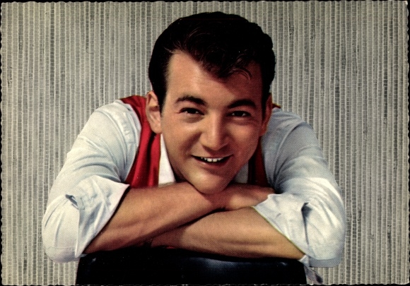 Postcard actor Bobby Darin, portrait
