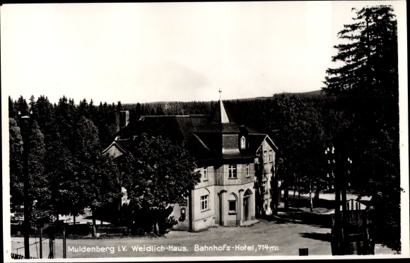 Postcard Muldenberg Grünbach in the Vogtland, Weidlich house, station hotel