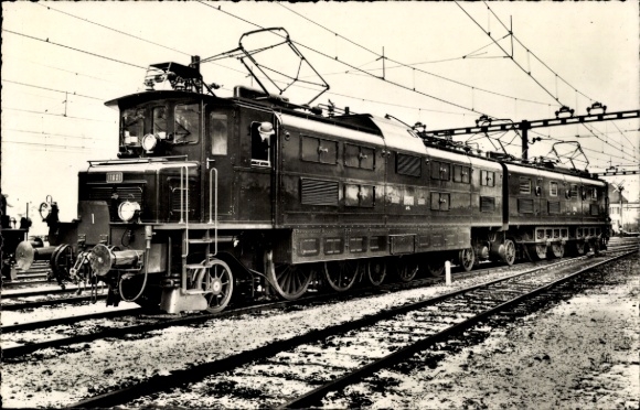 Postcard Electric locomotive of the Swiss Federal Railways