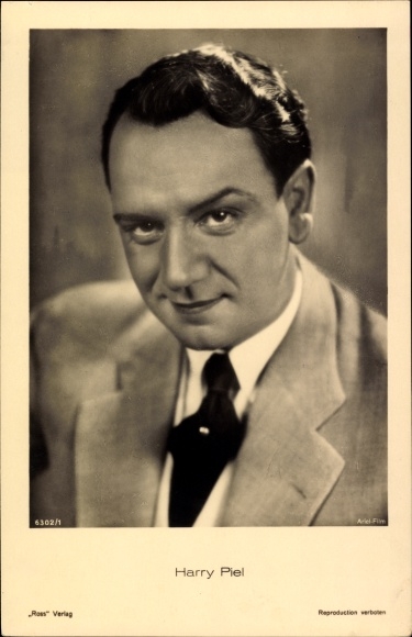 Postcard Actor Harry Piel, portrait