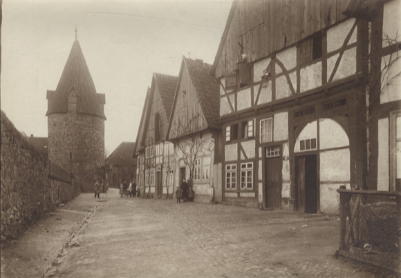 Original photo of Salzuflen in North Rhine-Westphalia, half-timbered houses on the city wall, tower, around 1900