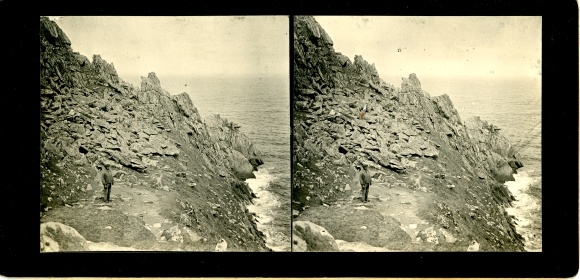 Stereo photo La Pointe du Raz Finistère, coastal area, shore