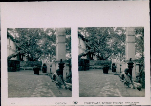 Stereo photo Sri Lanka Ceylon, Courtyard Botree Temple