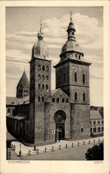 Ak Osnabrück in Niedersachsen, Dom mit zwei Türmen, Wolken, Schriftzug  schwarz-weiß