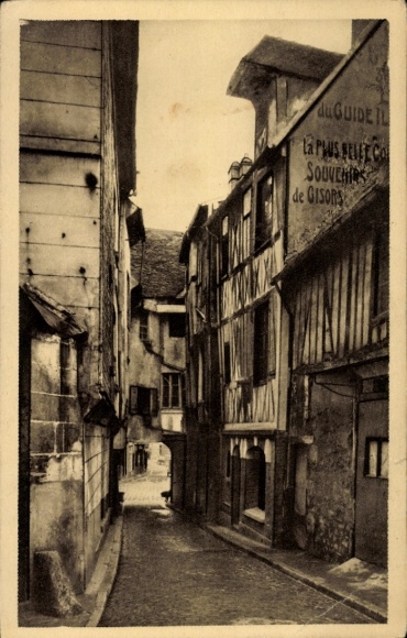 Ak Gisors Eure, Engpass mit n Gebäuden, Straßenansicht, Stadtteil von Gisors