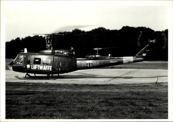 Photo German military helicopter, Luftwaffe, 71 64, Bell UH 1