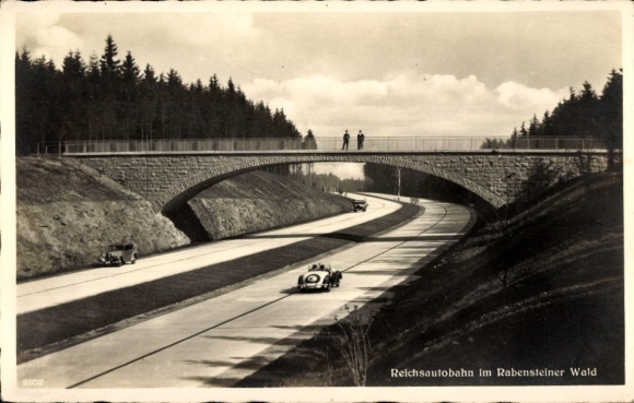 Postcard Rabenstein Chemnitz in Saxony, Reichsautobahn in the Rabenstein Forest, pedestrian bridge, cars