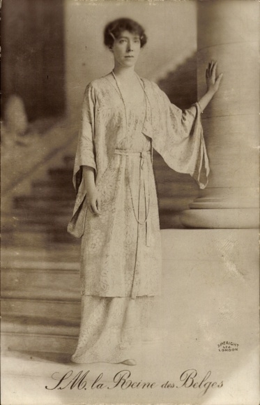 PC Elisabeth Gabriele in Bavaria, Queen of Belgium, portrait