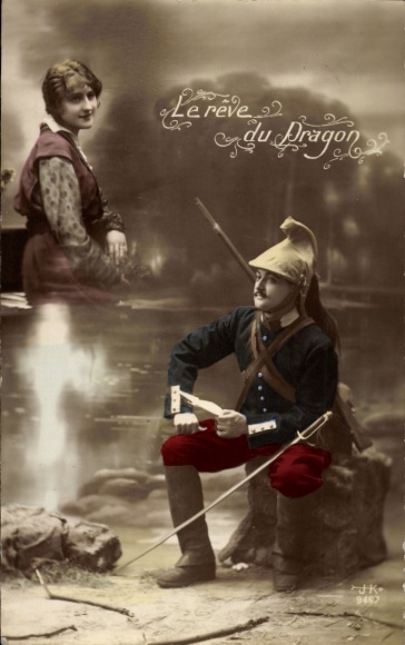 CPA Le rêve du Dragon, soldier