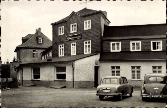 Ak Ernstthal am Rennsteig Lauscha in Thüringen, FDGB-Erholungsheim Rennsteig, Thüringer Wald, Aut