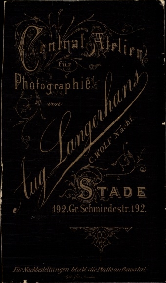 CdV Stade, Duitse soldaat in uniform, staand portret